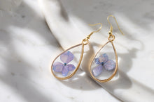 Load image into Gallery viewer, Tear Drop Earrings