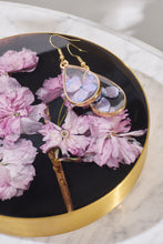 Load image into Gallery viewer, Tear Drop Earrings