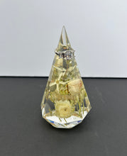 Load image into Gallery viewer, Large Faceted Ring Holder
