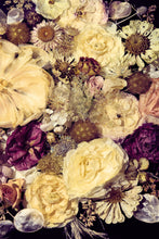 Load image into Gallery viewer, Floral Table