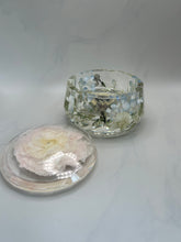 Load image into Gallery viewer, Forever Flower Jewelry Box