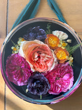 Load image into Gallery viewer, 7.5" Hanging Round Block