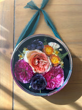 Load image into Gallery viewer, 7.5" Hanging Round Block