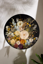 Load image into Gallery viewer, Floral Table
