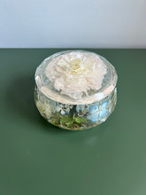Load image into Gallery viewer, Forever Flower Jewelry Box
