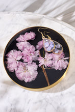 Load image into Gallery viewer, 5&quot; Brass Tray
